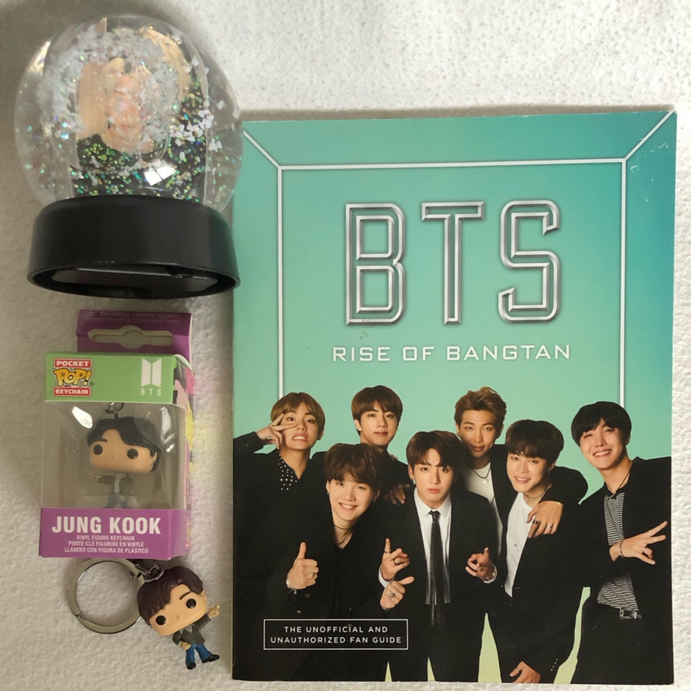 BTS Bundle - “Rise of Bangtan” Book, 2 Pocket Pop! Keychains & Snow Glob…